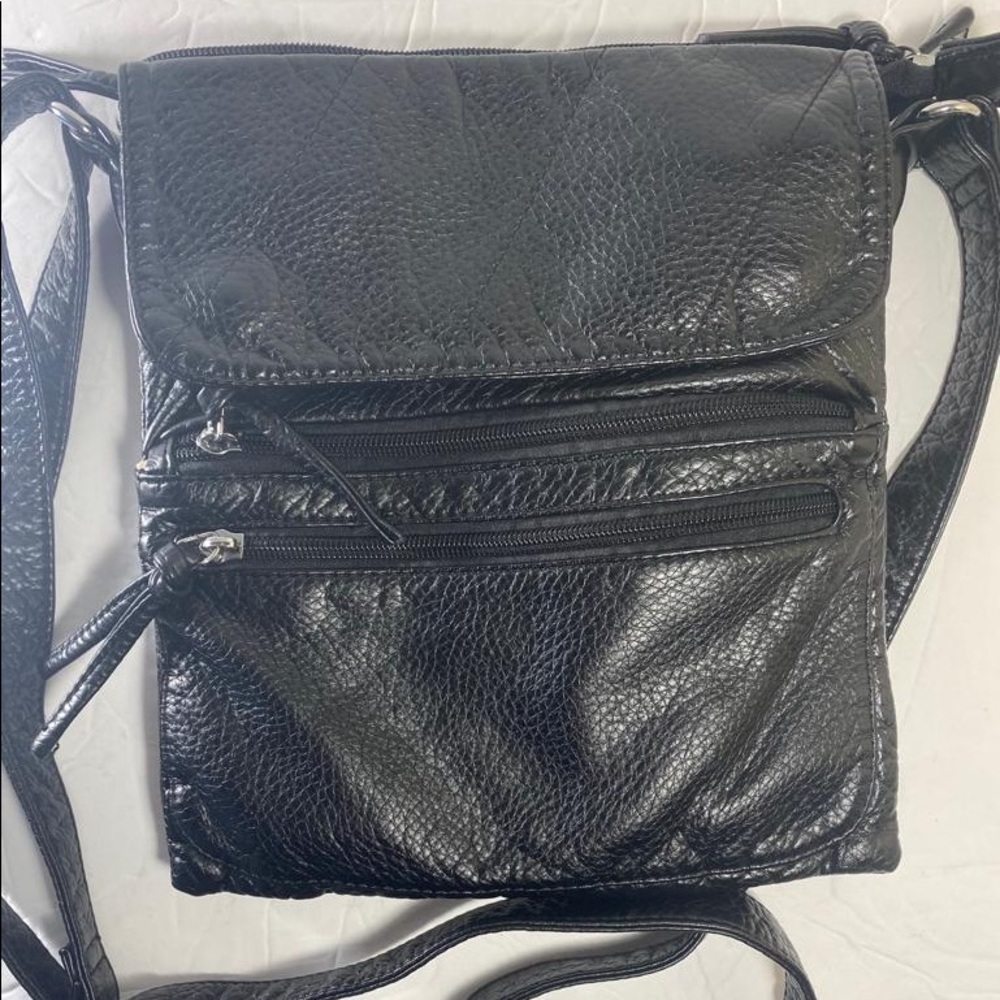 NWT CHERIE BLISS Black Crossbody bag